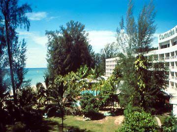 Casuarina Beach Hotel PENANG Bagian luar foto